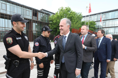 İnegöl protokolü bayramlaşma töreninde buluştu