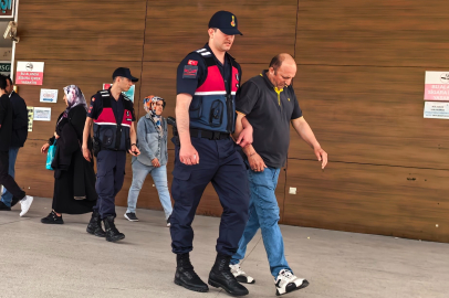 Kredi kartı çalıp harcama yapan şüpheliler yakalandı