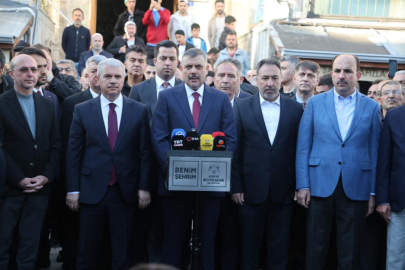 İçişleri Bakanı Çiftçi bayram namazını Konya'da kıldı