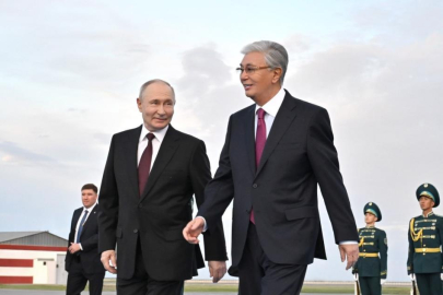 Putin resmi ziyaret için Kazakistan’da