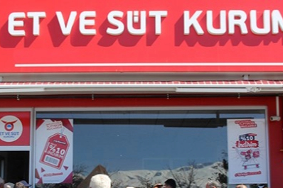 Satılamayan kurbanlıkları Et ve Süt Kurumu alacak