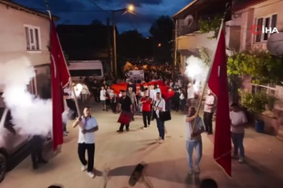 Bursa'da 157 yıllık "deve eğlencesi" geleneği yaşatılıyor