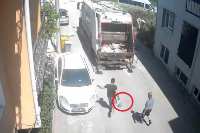 Bursa’da gülümseten görüntü: Temizlik işçileri topla eğlendi