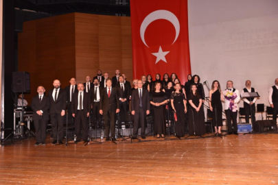 Bursa'da şifa veren eller, Türk halk müziği konseriyle mest etti