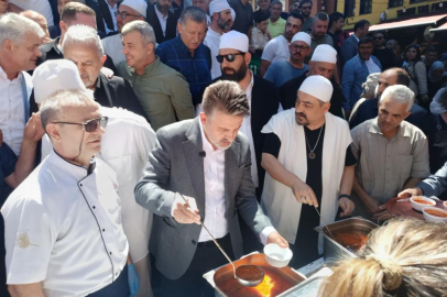 Bursa'da asırlık köfteli çorba geleneği bu yıl da devam etti