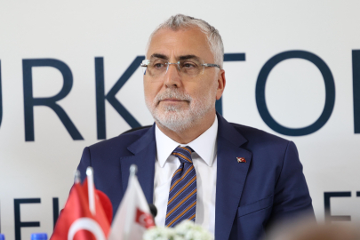 Bakan Işıkhan, İsviçre'de Türk STK Temsilcileri ile buluştu