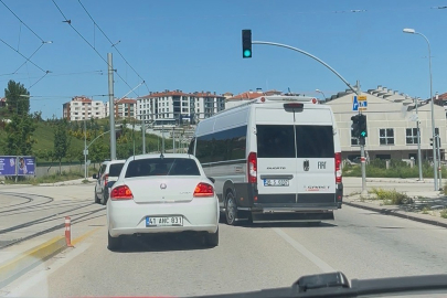Trafiği tehlikeye düşüren servise 10 bin TL ceza