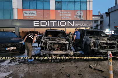 50 milyon TL değerinde 4 otomobil alevlere teslim oldu