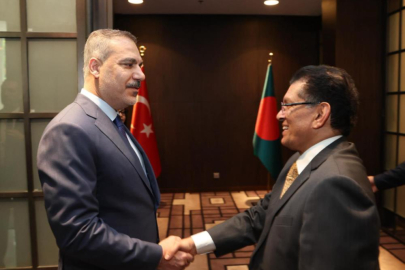 Bakan Fidan, Bangladeşli mevkidaşı Rahman ile görüştü