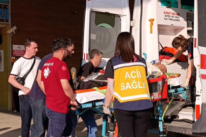 Kiraz toplamak için ağaca çıktı, düşerek ağır yaralandı