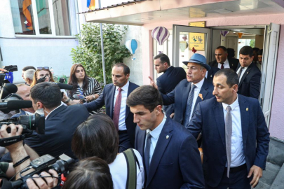 Paşinyan: "Türkiye ile diplomatik ilişkilerin kurulmasını bekliyorum"