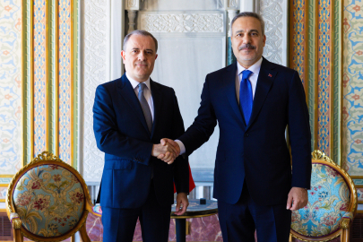 Dışişleri Bakanı Fidan, Azerbaycanlı mevkidaşıyla görüştü