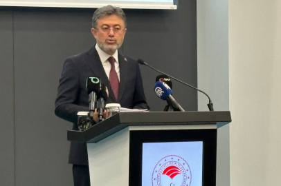 Bakan Yumaklı: "Suyu kaybeden geleceğini de kaybeder"