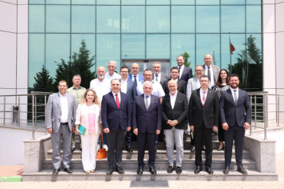 Başkan Şadi Özdemir sanayicilerle buluştu