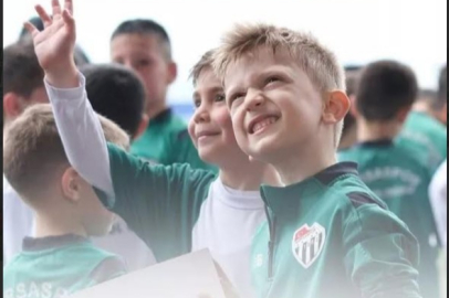 Bursaspor'da futbol okulu  start alıyor!