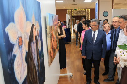 Geleceğin sanatçıları mezuniyet sergisinde buluştu
