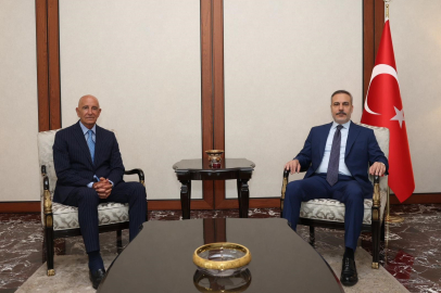 Bakan Fidan, ABD’nin Ankara Büyükelçisi Barrack’ı kabul etti