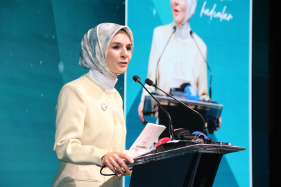 Bakan Göktaş, kadın girişimcilerle bir araya geldi