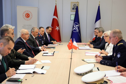 Bakan Güler, Fransa Ordular Bakanı Vautrin ile görüştü