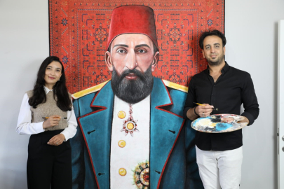 Halıyı tuvale çeviren mühendis çiftin eserleri hayran bırakıyor