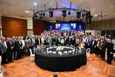 AK Parti Bursa 65. İl Danışma Meclisi’nde “Vefa” Mesajı Damga Vurdu