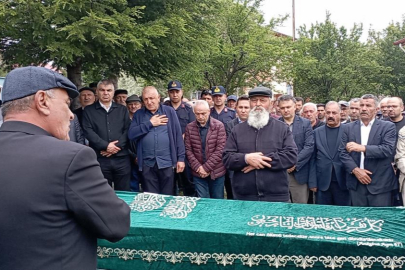 Rıza Çalımbay’ın annesi son yolculuğuna uğurlandı