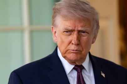 Trump: "İran, Lübnan’daki vekillerini durdurmalı"