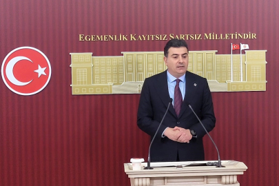 Özgür Özel Ekibi Meclis'te grup toplantısı ısrarını sürdürüyor