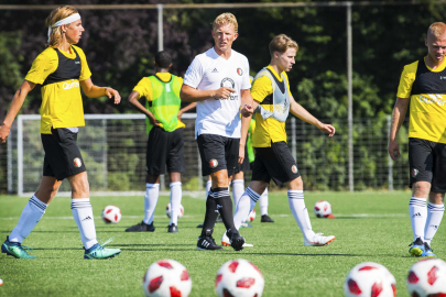 Dirk Kuyt, 11 yıl sonra Fenerbahçe'ye döndü