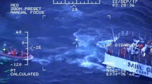 24 mültecinin can verdiği tekne kazasında organizatörler kaptanlığı mültecilere bırakmış