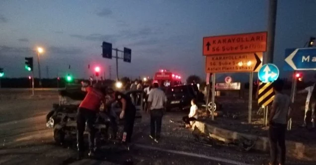 Adana’da iki otomobil çarpıştı: 6 yaralı