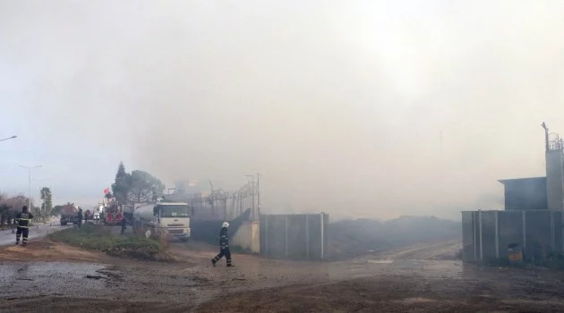 Adana’daki fabrika yangını 3’üncü gününde sürüyor