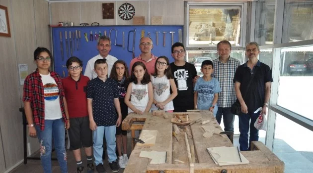 Afyonkarahisar’da ortaokul öğrencilerine yönelik ‘Tasarım Beceri Atölyesi’ açıldı