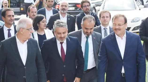AK Parti İl Başkanlığı Bursalı Vekiller İle İstişare Turunda