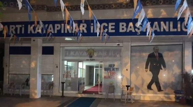Ak Parti ilçe başkanlığına EYP’li ve havai fişekli saldırı