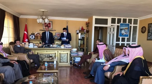 AK Parti’li Milletvekili Kaplan, 11 Suriyeli aşiret reisi ile toplantı yaptı
