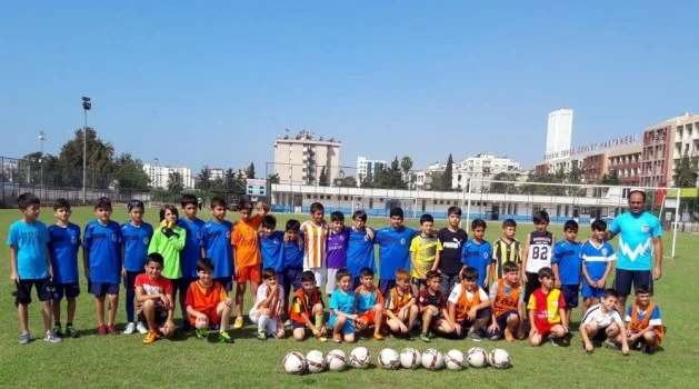 Akdeniz’de yaz spor okulları kayıtları başladı