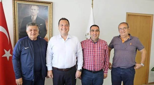 Akhisarspor’un yeni sponsoru Akhisar Belediyesi