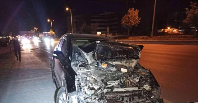Ankara’da otomobilin çarptığı pikap takla attı: 1 yaralı