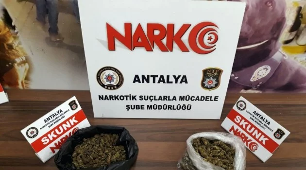 Antalya ve İstanbul’da uyuşturucu operasyonu: 14 gözaltı