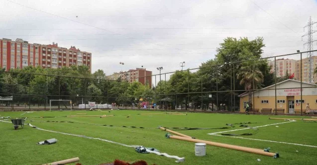 Ataşehir’de “Şehit Öğretmen Hüseyin Ağırman Parkı Futbol Sahası” yepyeni bir görünümüne kavuştu