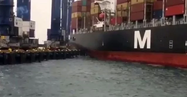 Avcılar’da Ambarlı Limanı’nda şiddetli lodos nedeniyle sürüklenen yük gemisi iskeleye çarptı.