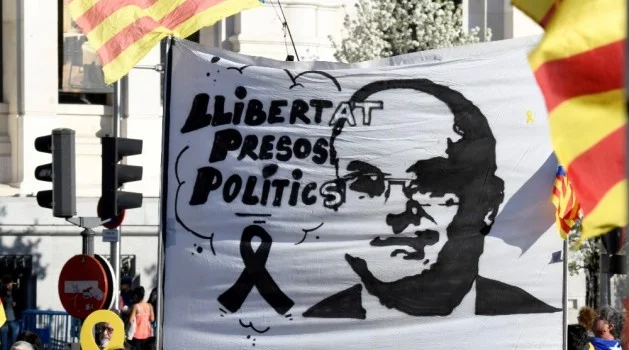 Ayrılıkçı Katalanlar Madrid’de sokağa çıktı