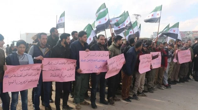 Azez’de YPG karşıtı protesto