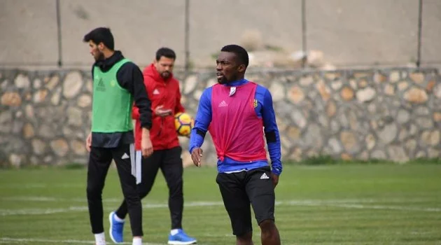 Azubuike: “Süper Lig’de kalacağız”
