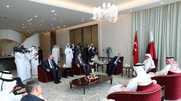 Bakan Albayrak: “Katar ziyaretinde siyasi ve ekonomik ilişkilerin geliştirilmesi için verimli görüşmeler gerçekleştirdik”