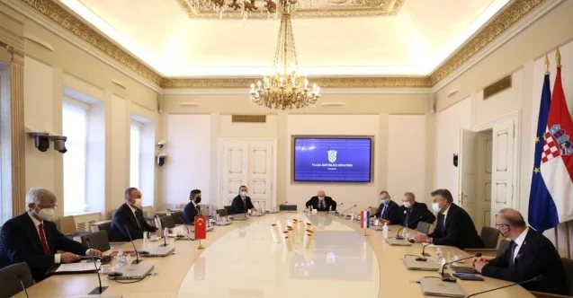 Bakan Çavuşoğlu, Hırvatistan Başbakanı Plenkoviç ile görüştü
