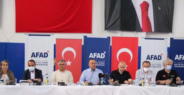 Bakan Çavuşoğlu: "Yangını yarın tamamen kontrol altına almayı hedefliyoruz"