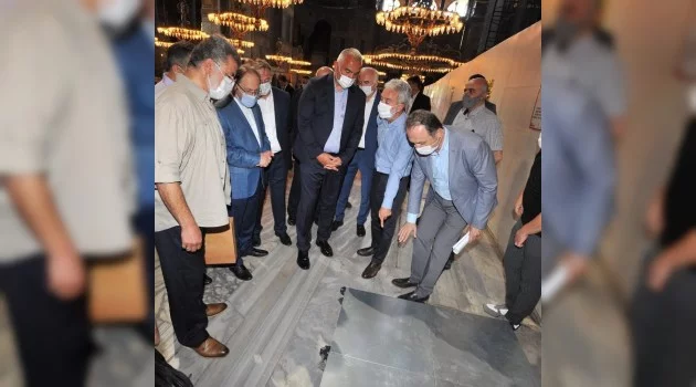 Bakan Ersoy ve Diyanet İşleri Başkanı Erbaş, Ayasofya Camii’nde incelemelerde bulundu