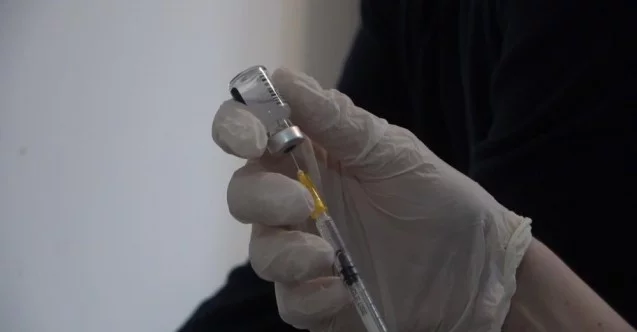 Bakan Koca: "Toplam yapılan aşı doz sayısı 71 milyonu geçti."
